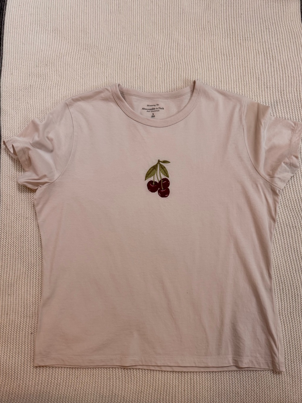 Abercrombie & Fitch Short-Sleeve Cherries Graphic Skimming Tee